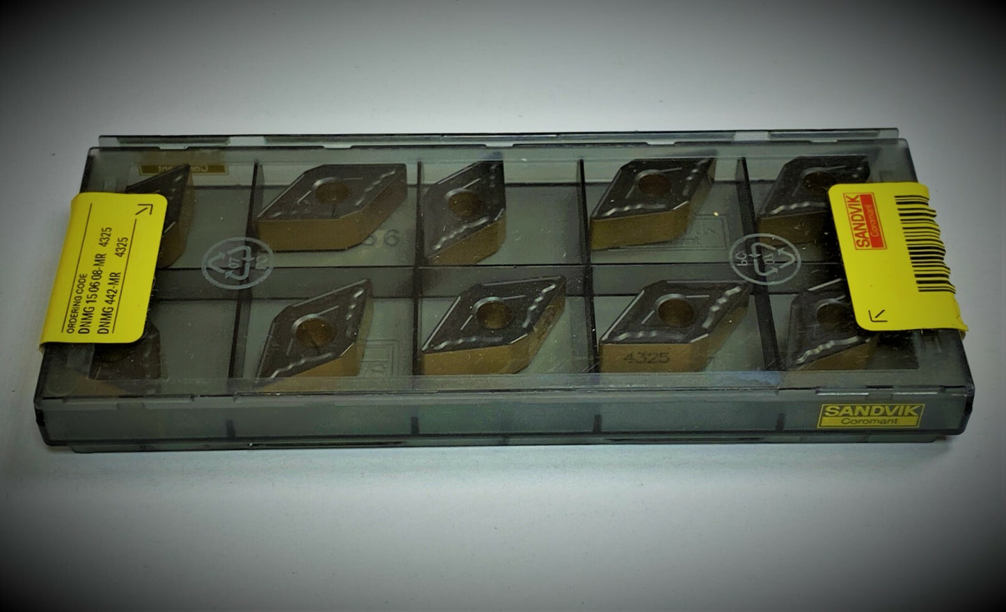 Sandvik 10 pcs DNMG 442-MR 4325 Carbide Inserts DNMG 15 06 08-MR 4325